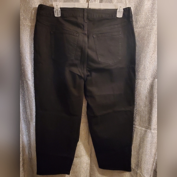 Extra High Rise Jeans - Picture 2 of 4